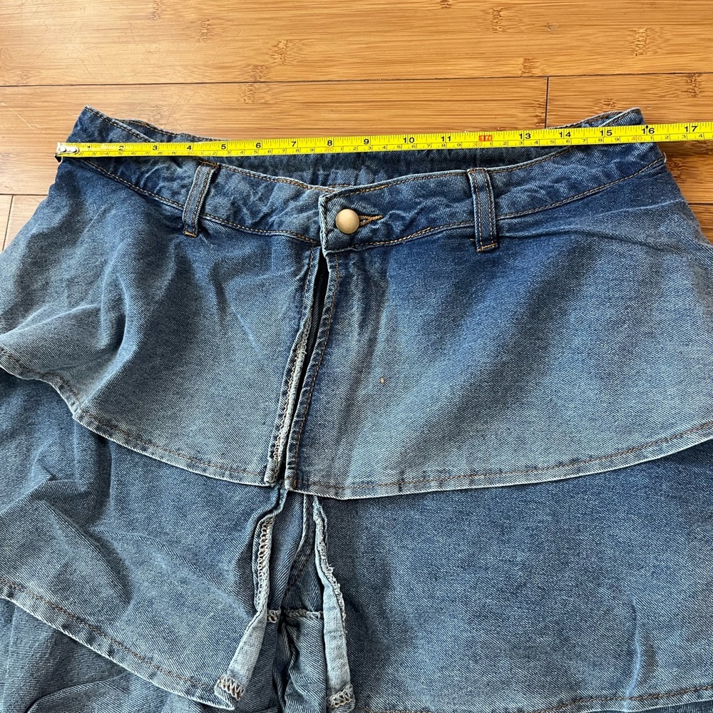Trendy 70s Western Boho Denim Ruffled Layered High Rise Flare Jeans - Inseam 32” - Picture 6 of 8